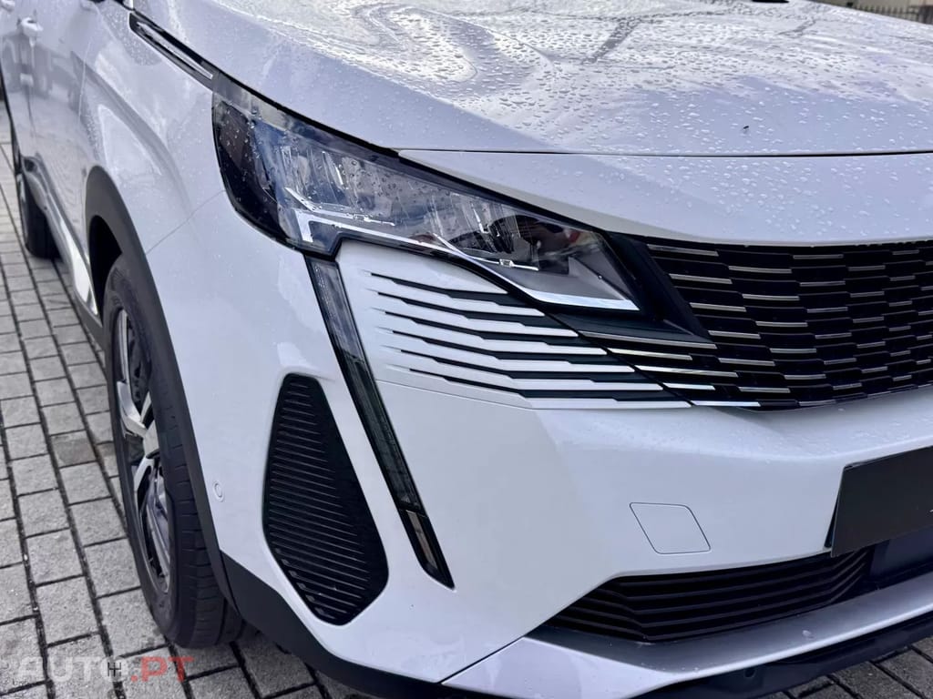 Peugeot 5008 1.5 BlueHDi Allure EAT8