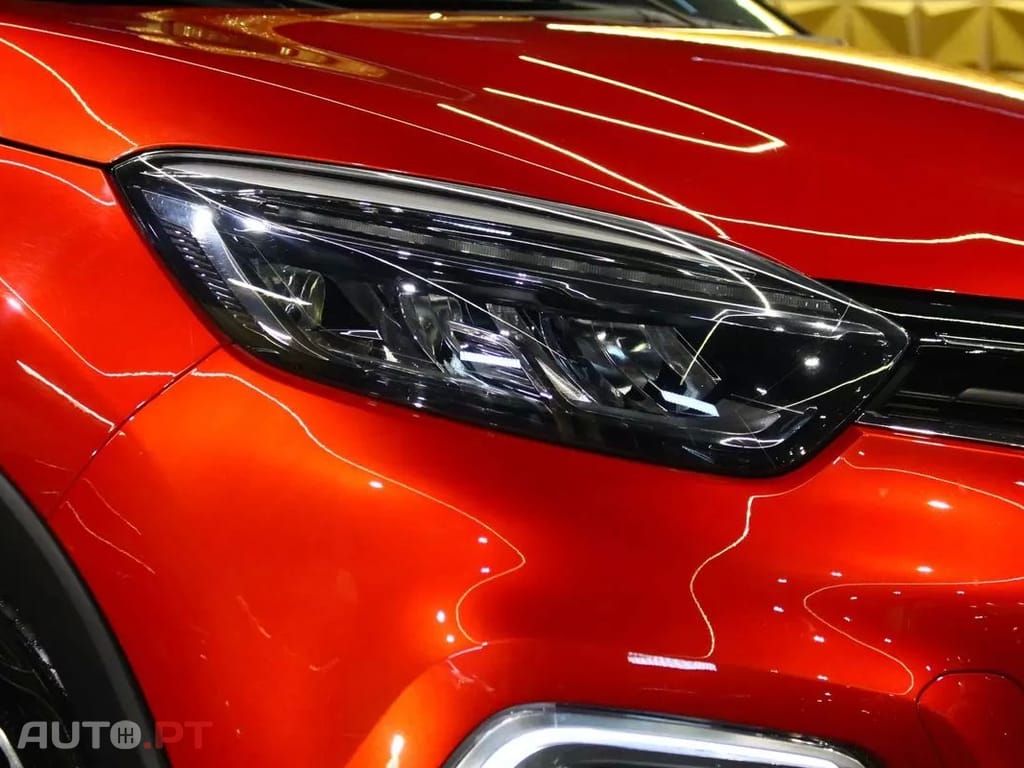 Renault Captur 1.5 dCi Red Edition