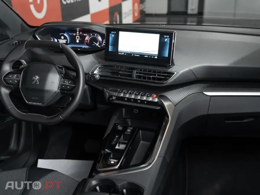 Peugeot 5008 1.5 BlueHDi Allure EAT8