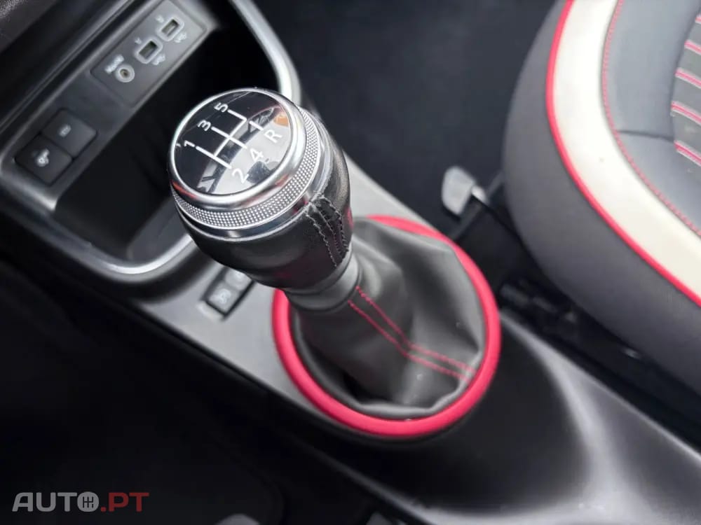 Renault Twingo 0.9 TCe Le Coq Sportif
