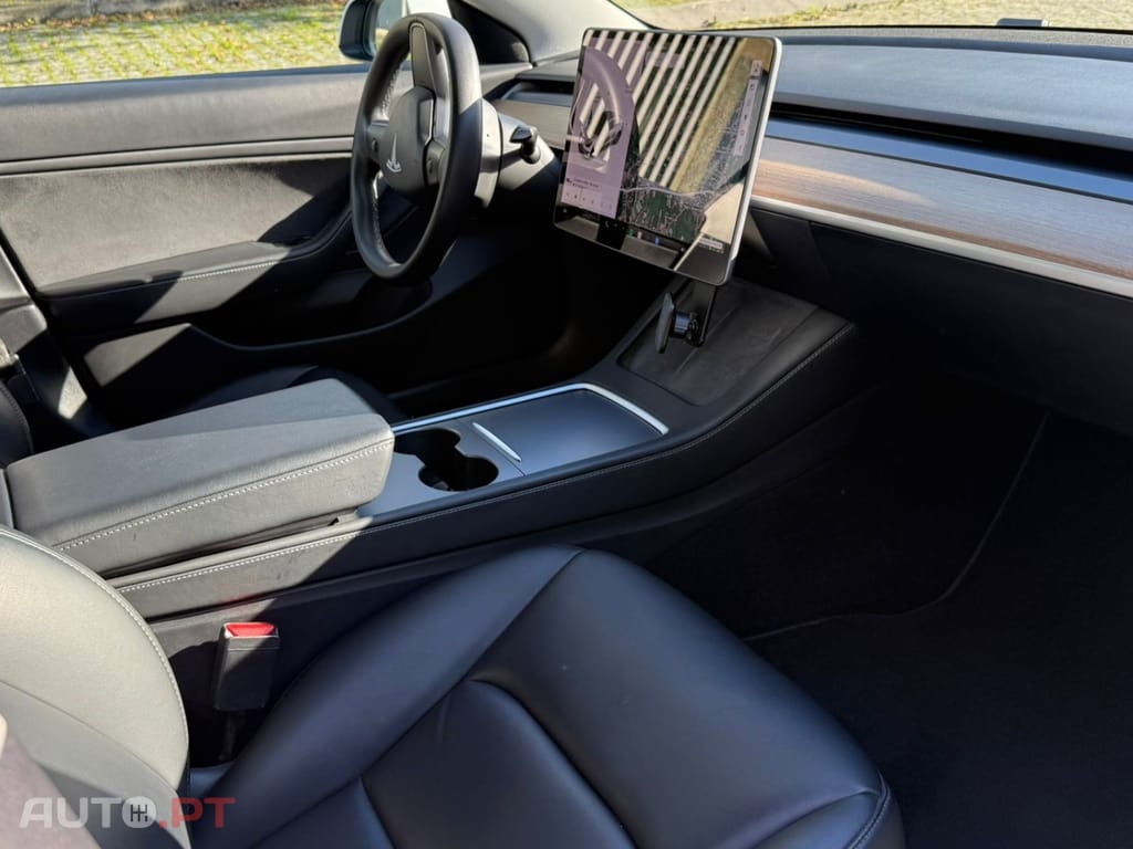 Tesla Model 3 Long Range AWD Dual Motor