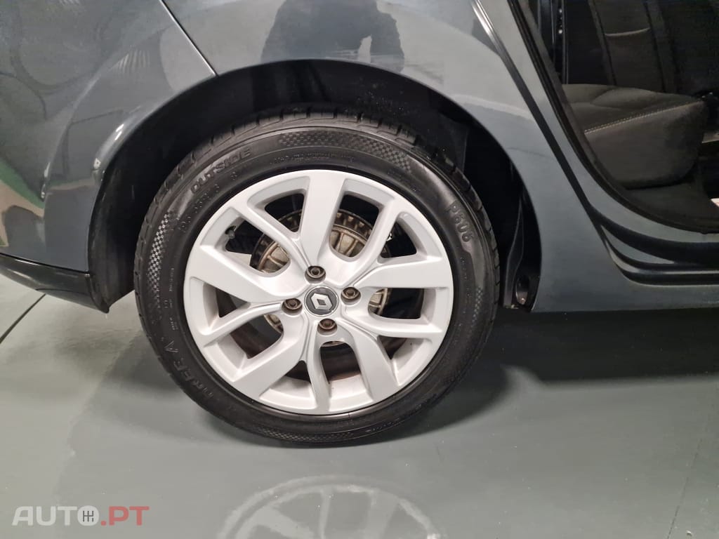 Renault Clio Sport Tourer 1.5 dCi Limited