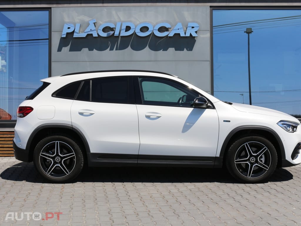 Mercedes-Benz GLA 250 e AMG Line