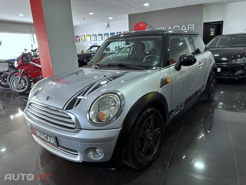 MINI Cooper Cooper R56