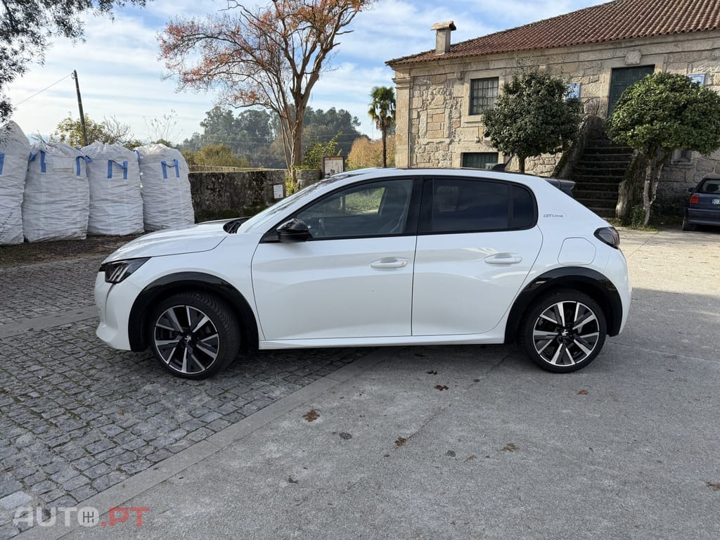 Peugeot 208 1.2 PureTech GT