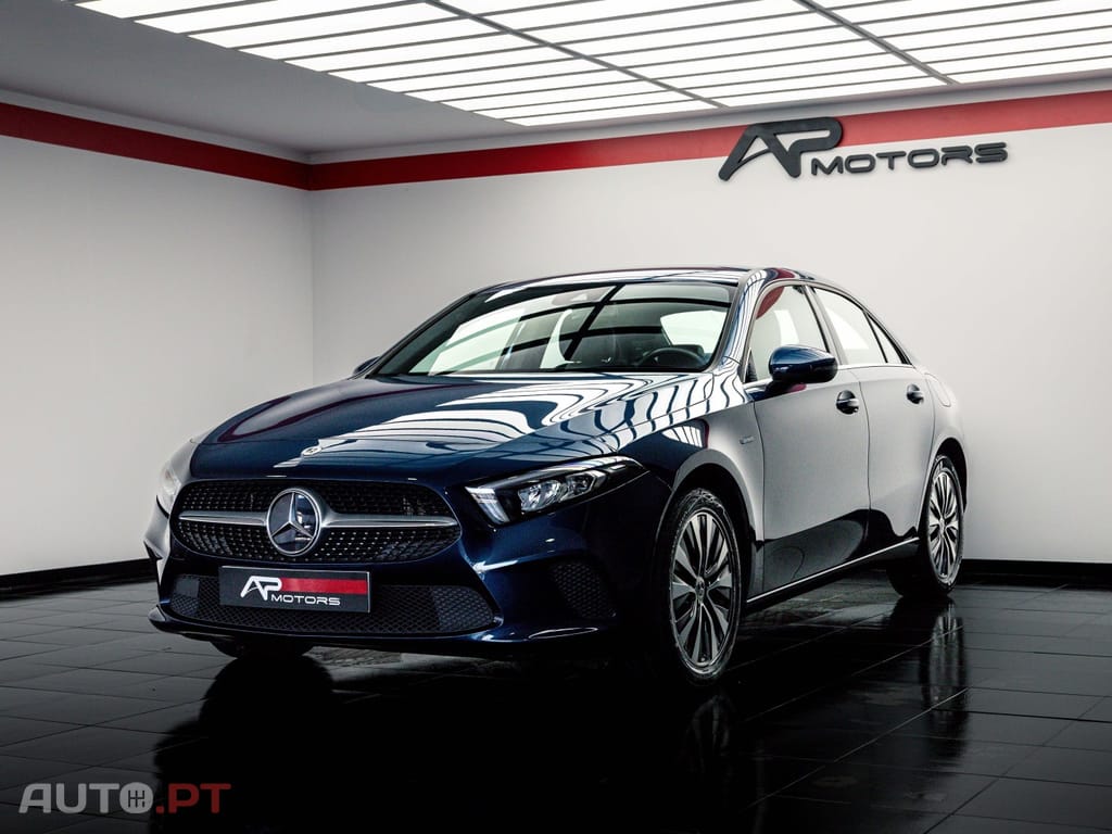 Mercedes-Benz A 250 e Style Plus