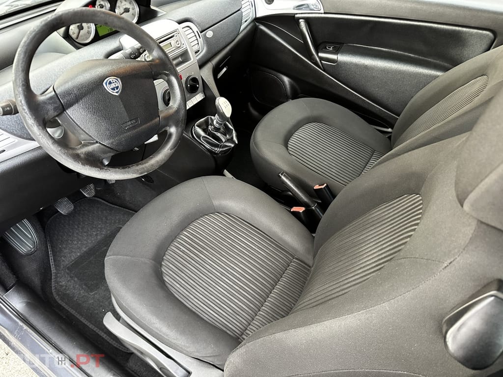 Lancia Ypsilon 1.2 Argento