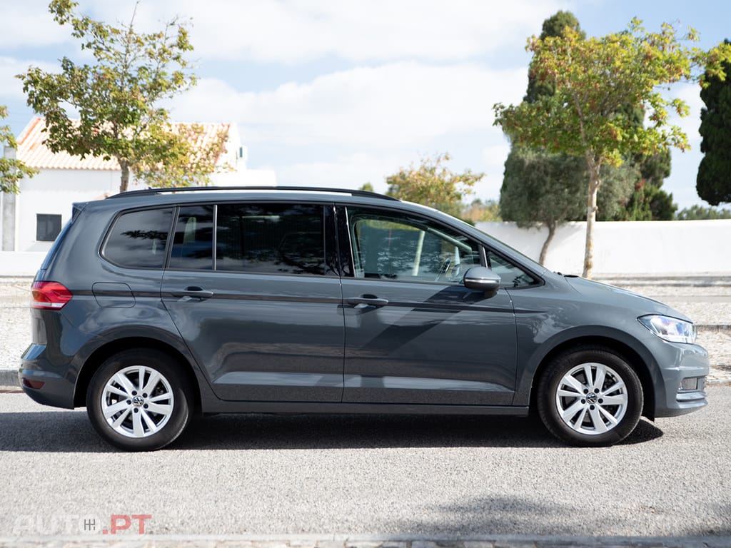 Volkswagen Touran 2.0 TDI Confortline