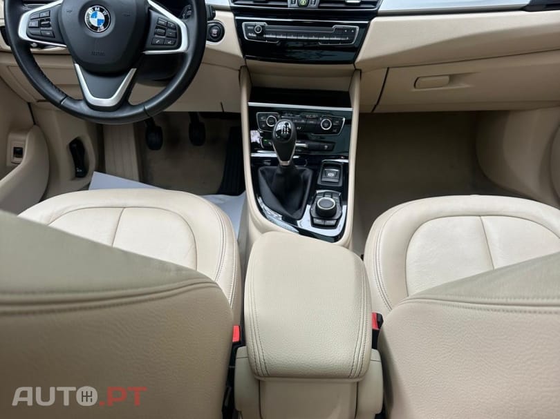BMW 218 d Advantage