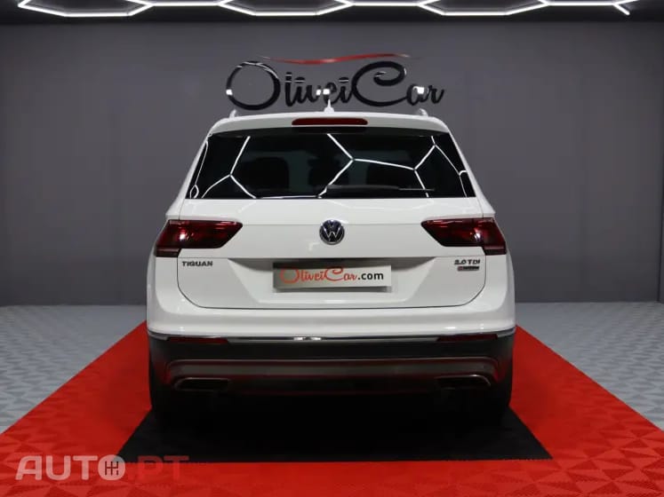 Volkswagen Tiguan 2.0 TDI Highline DSG 4Motion