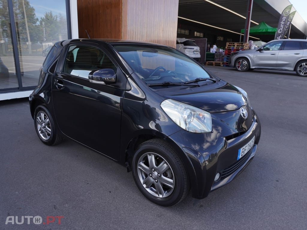 Toyota iQ 1.0