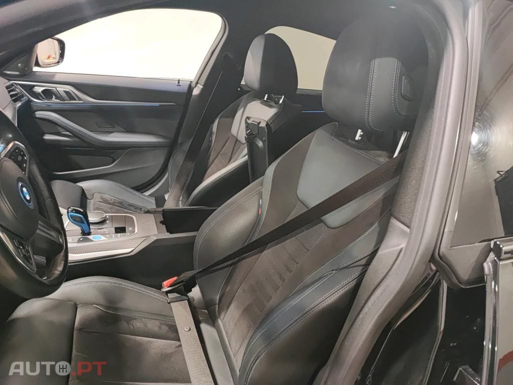 BMW i4 eDrive40 Desportiva M