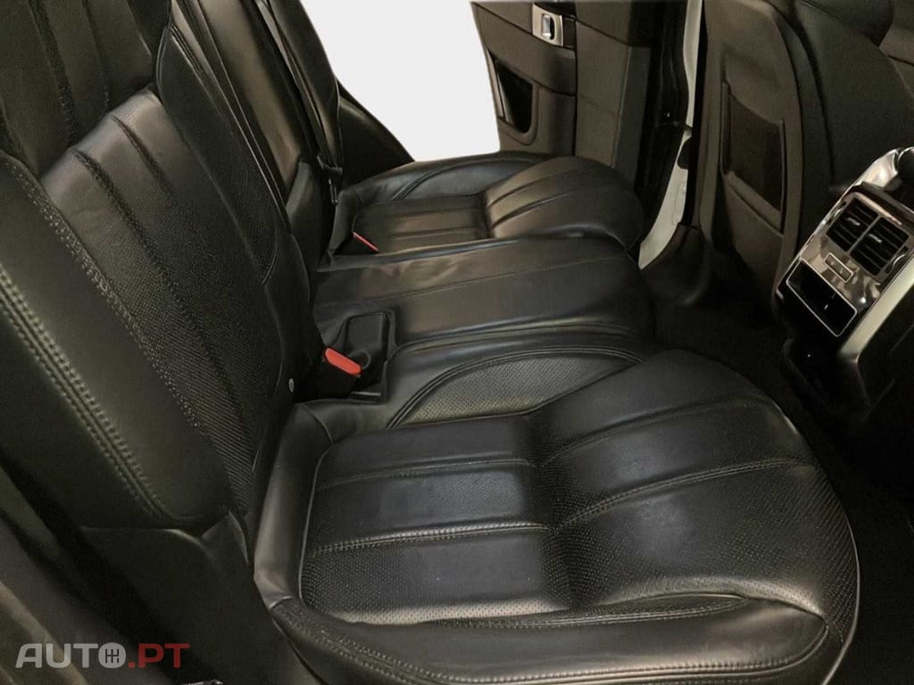 Land Rover Range Rover Sport 3.0 TDV6 HSE Dynamic