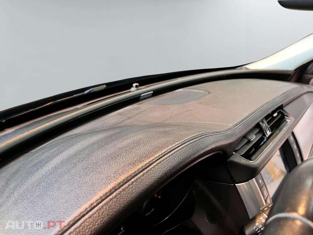 Jaguar XF 2.0d PRESTIGE