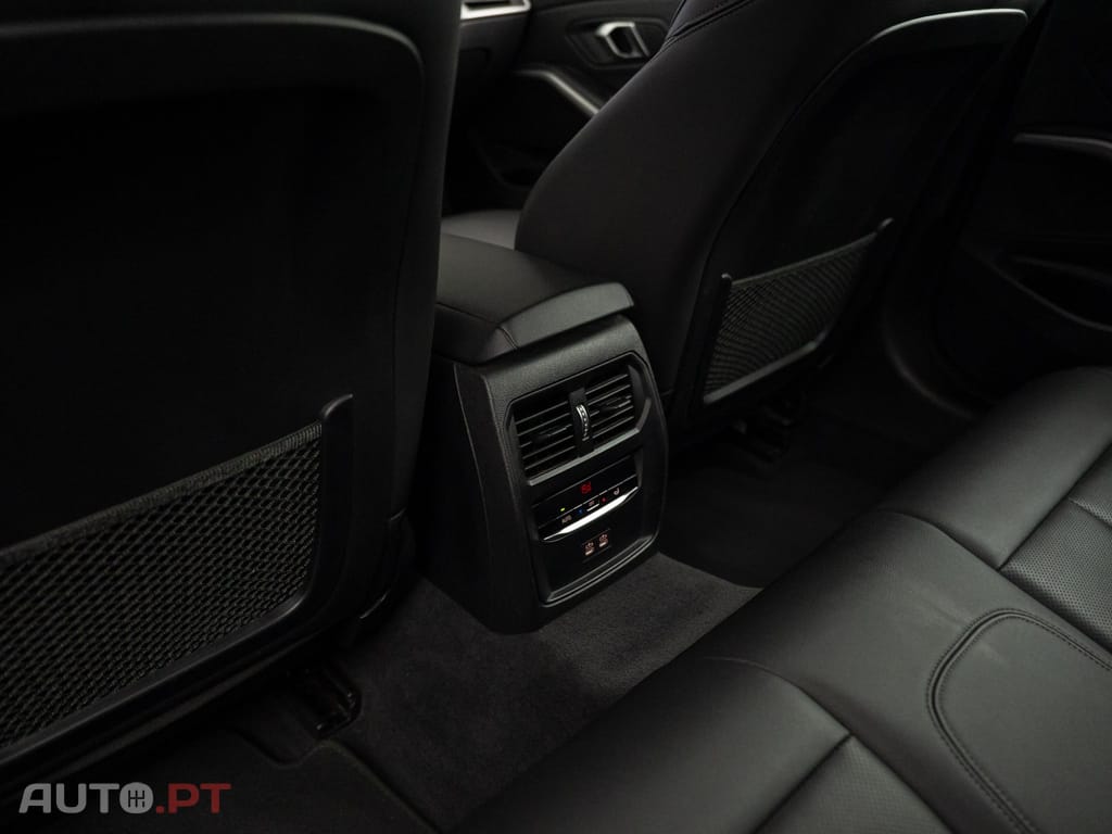 BMW 320 d Auto MHEV