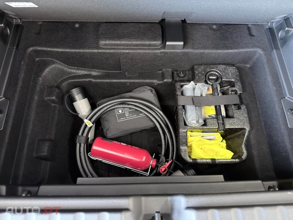 MINI Aceman SE Classic M