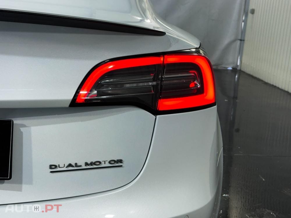 Tesla Model 3 Performance AWD