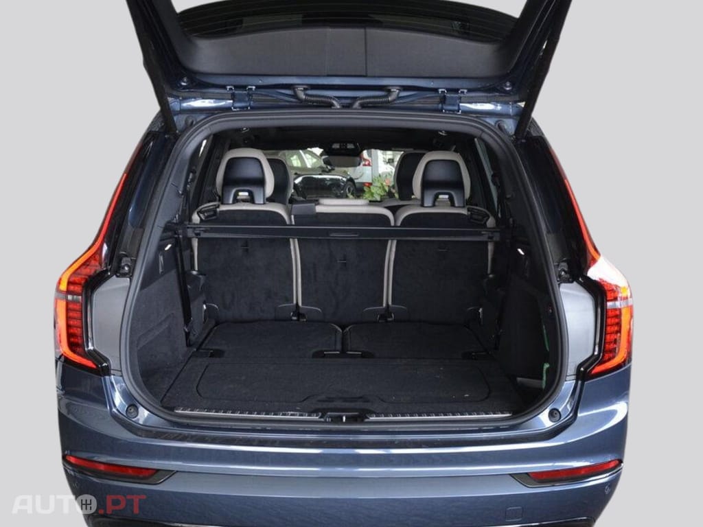 Volvo XC90 T8 Plus AWD I.V.A DEDUTIVEL 