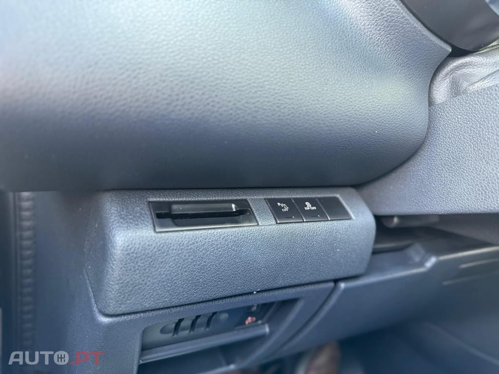 Peugeot 3008 1.6 HDi Premium