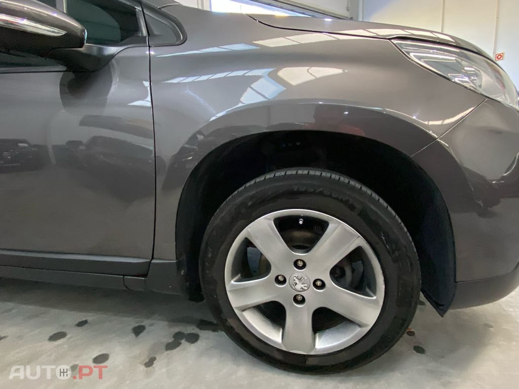 Peugeot 2008 1.2 PureTech Active
