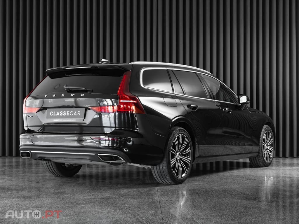 Volvo V60 2.0 B4 Momentum Geartronic