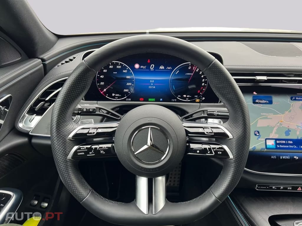 Mercedes-Benz E 300 I.V.A DEDUTIVEL e AMG 