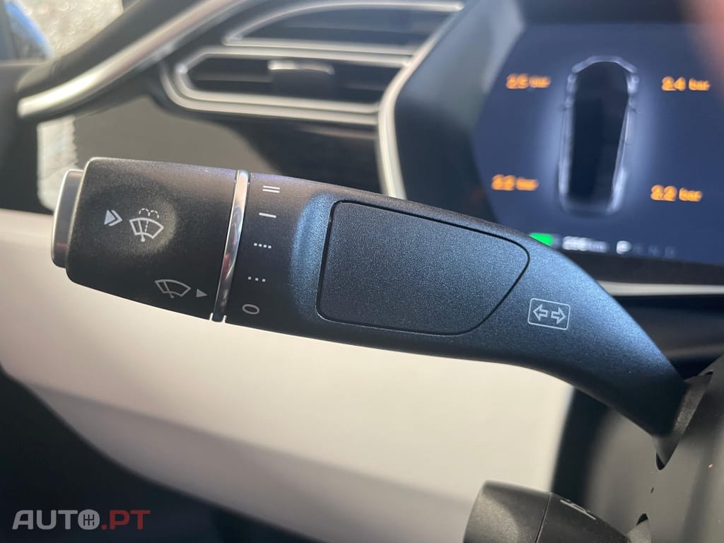 Tesla Model X 100D