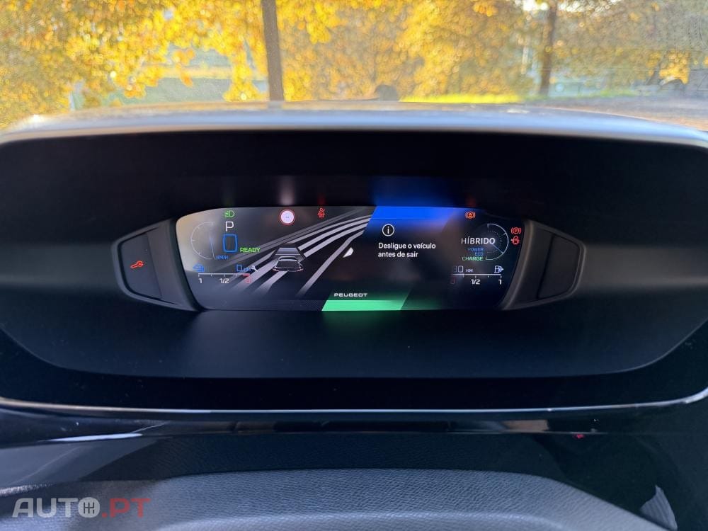 Peugeot 408 1.6 Hybrid Allure Pack e-EAT8