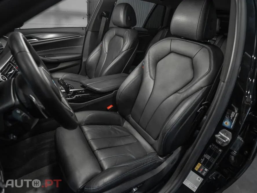 BMW 530 e Pack Desportivo M
