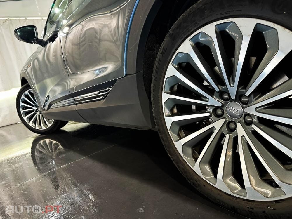 Audi E-Tron 55 quattro S line