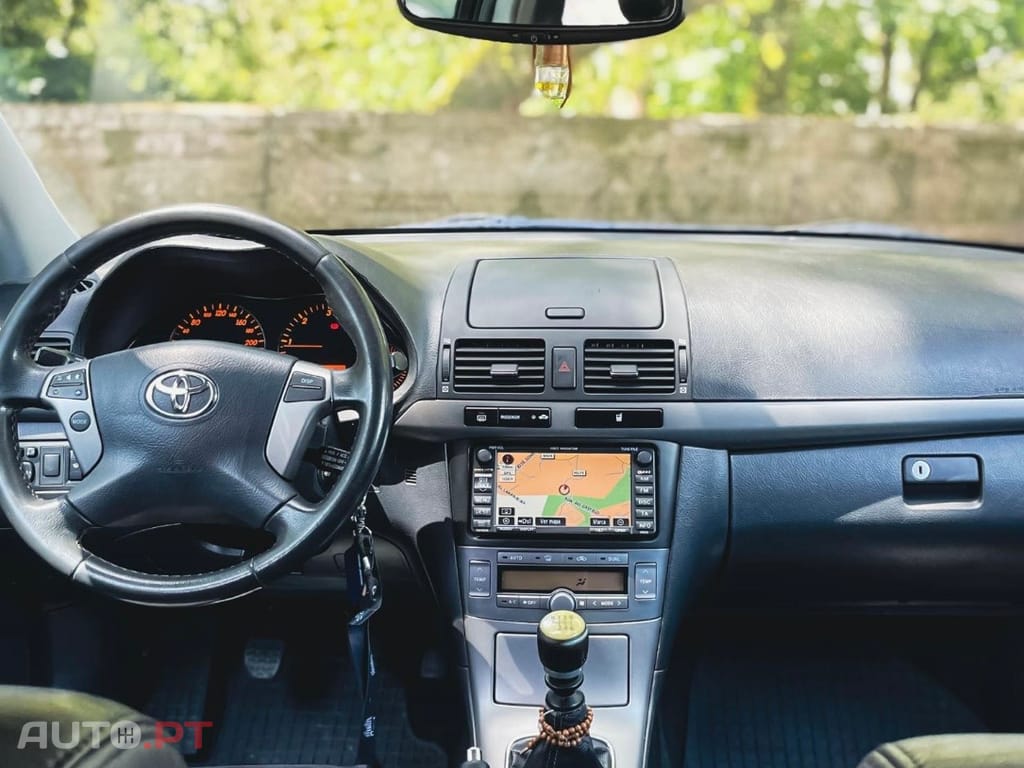 Toyota Avensis D-cat