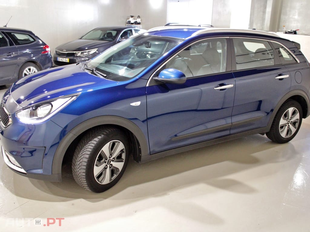 Kia Niro 1.6 GDi HEV Urban