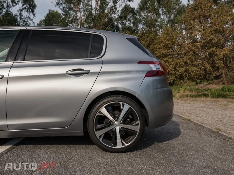 Peugeot 308 1.2 PureTech Allure
