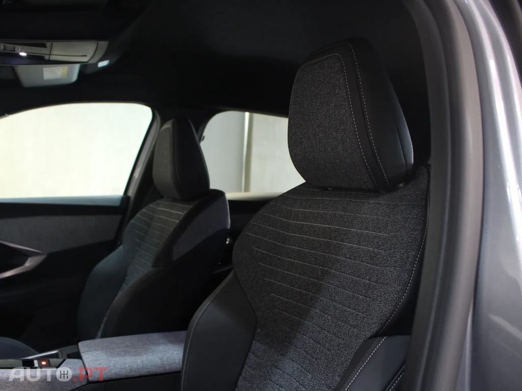 Peugeot 3008 1.2 Hybrid Allure e-DCS6