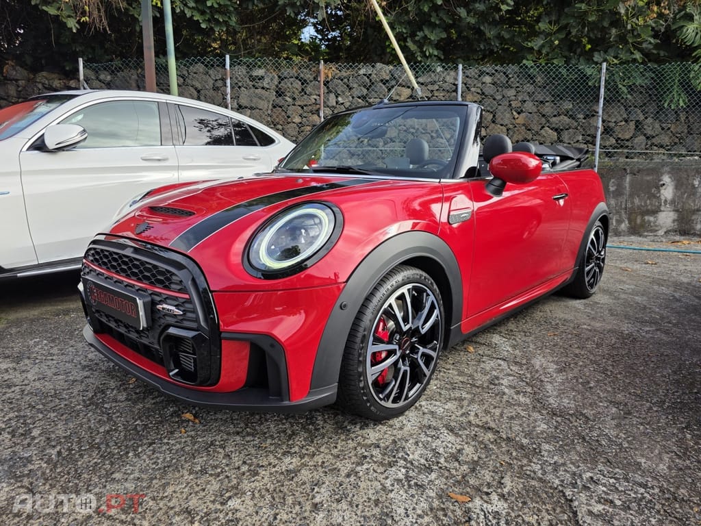 MINI Cooper John Cooper Works Auto Desportiva