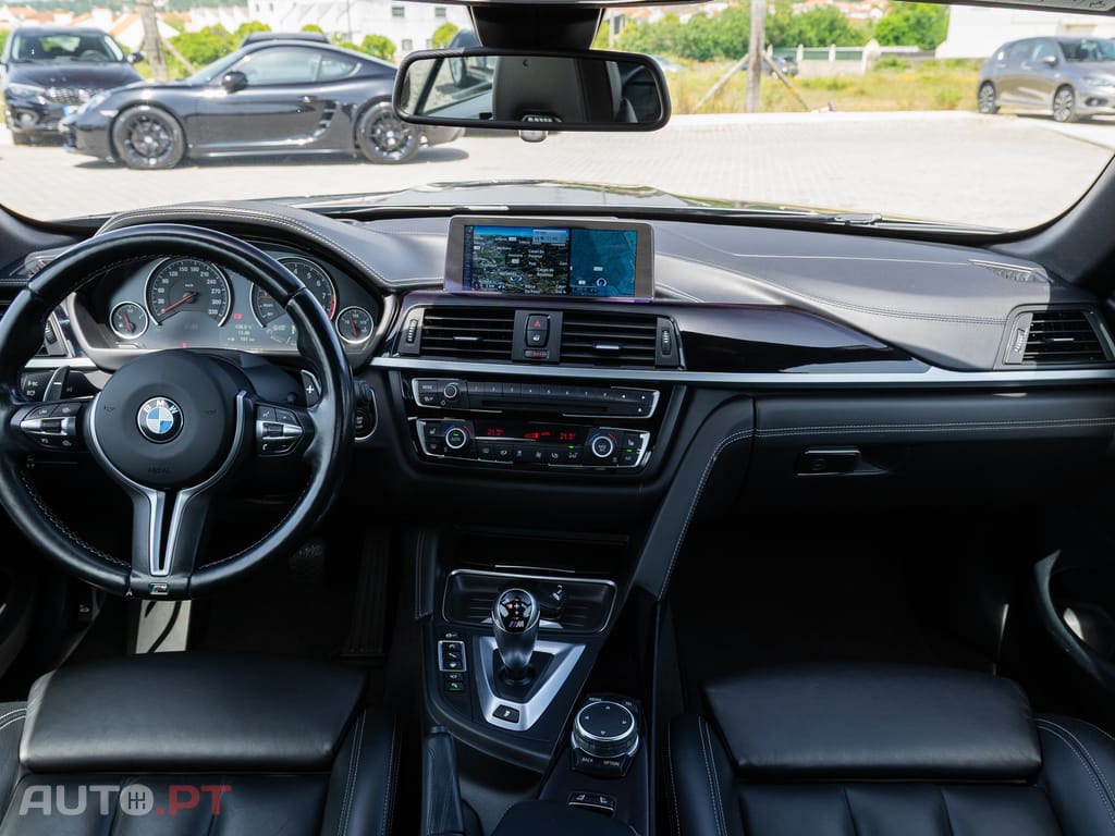 BMW M4 Auto
