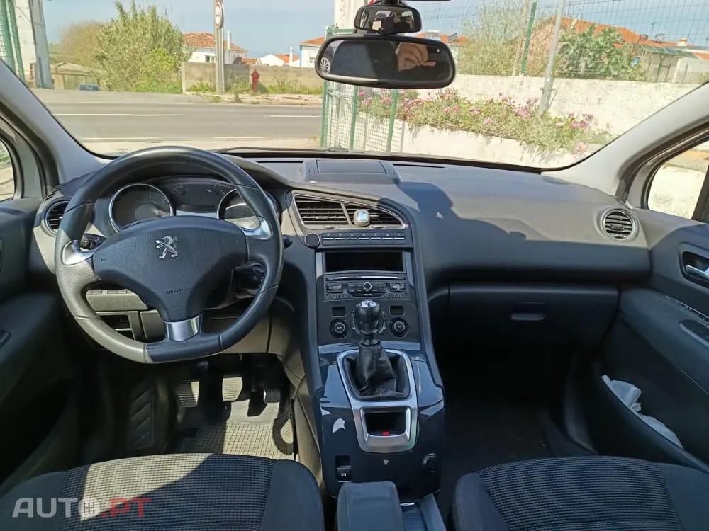 Peugeot 5008 1.6 HDi 7L Allure
