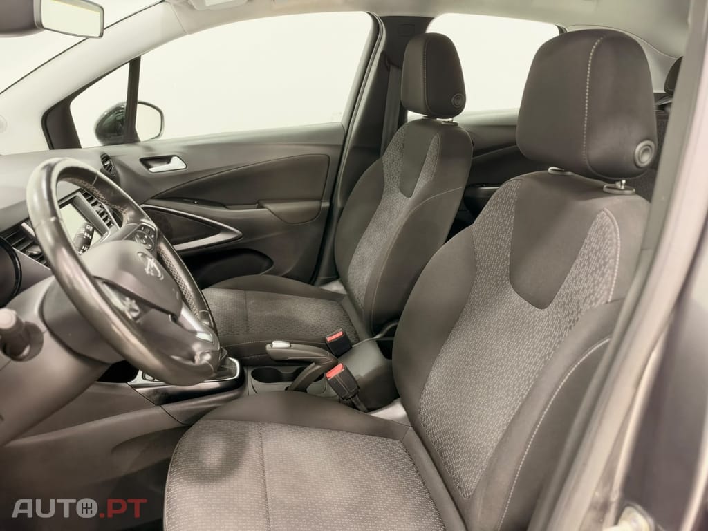Opel Crossland 1.2 T Business Edition