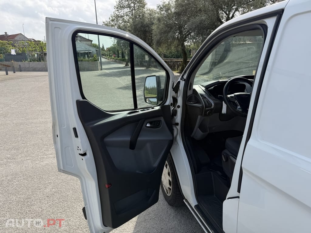 Ford Transit 2.2 TDCi H1