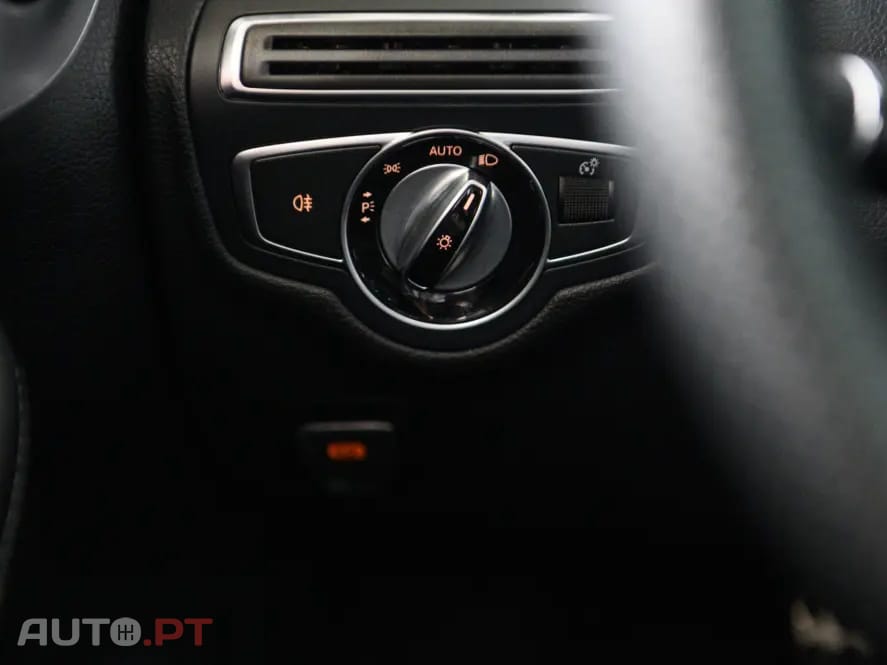 Mercedes-Benz C 250 d Coupé AMG Line