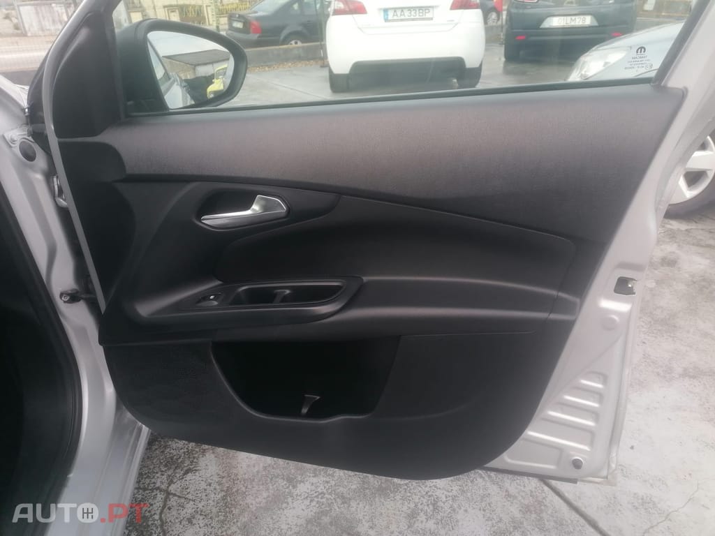 Fiat Tipo 1.3 M-Jet Pop