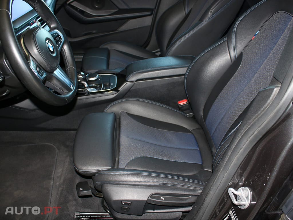 BMW 216 d Pack Desportivo M
