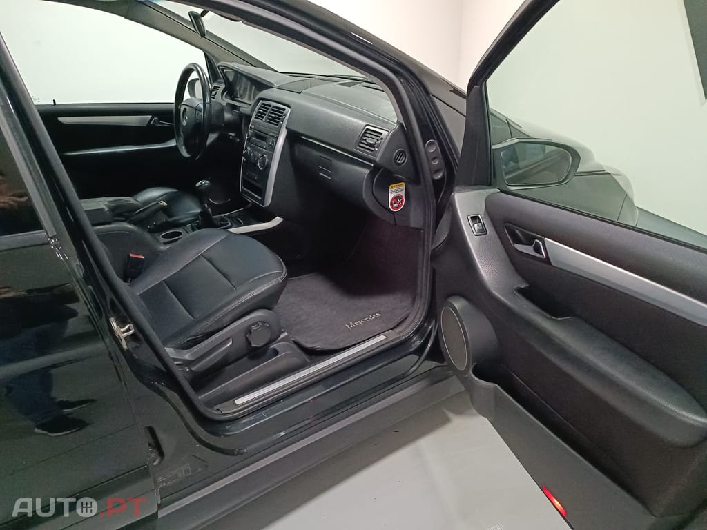 Mercedes-Benz B 180 CDI Executive