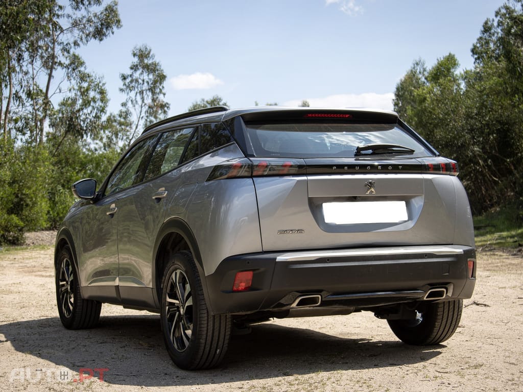 Peugeot 2008 1.2 PureTech Allure EAT6