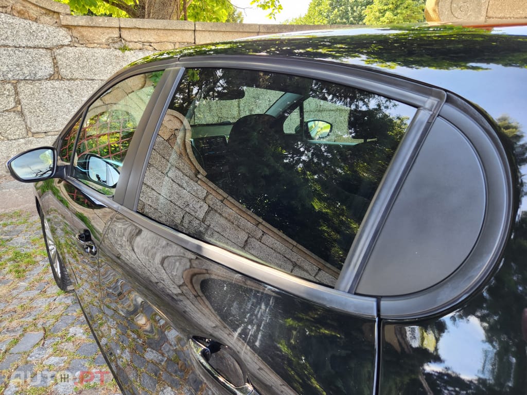 Peugeot 208 1.5 BlueHDi Signature