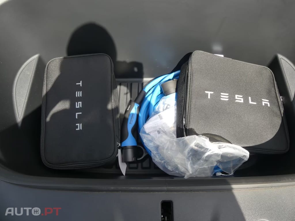 Tesla Model Y I.V.A DEDUTIVEL Performance Dual AWD