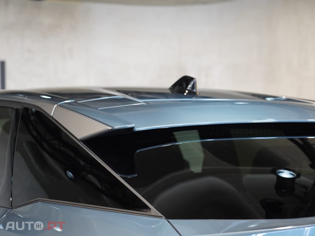 Peugeot 3008 1.2 Hybrid Allure e-DCS6