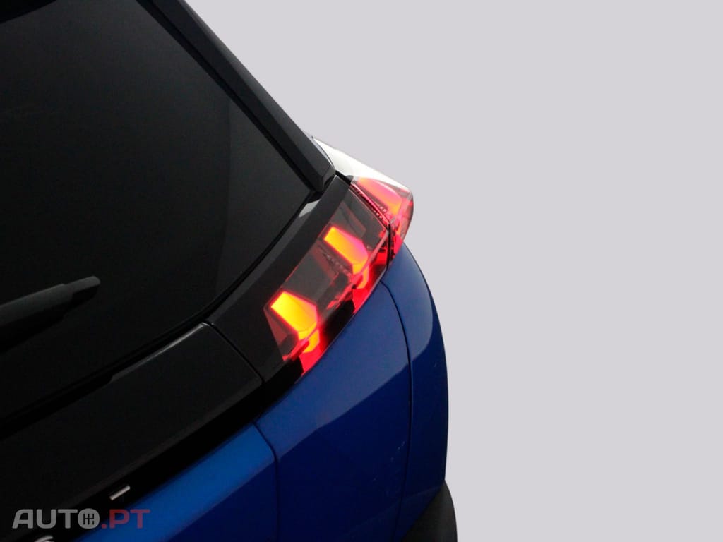Peugeot E-2008 ALLURE PACK