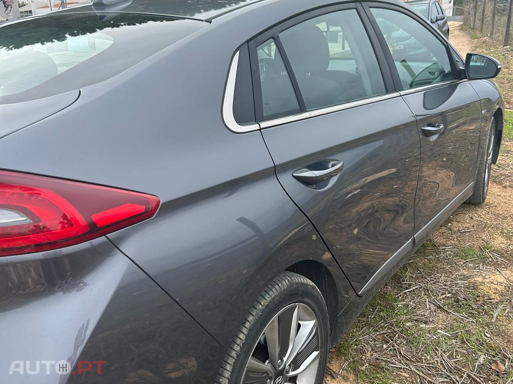 Hyundai Ioniq HEV 1.6 GDi