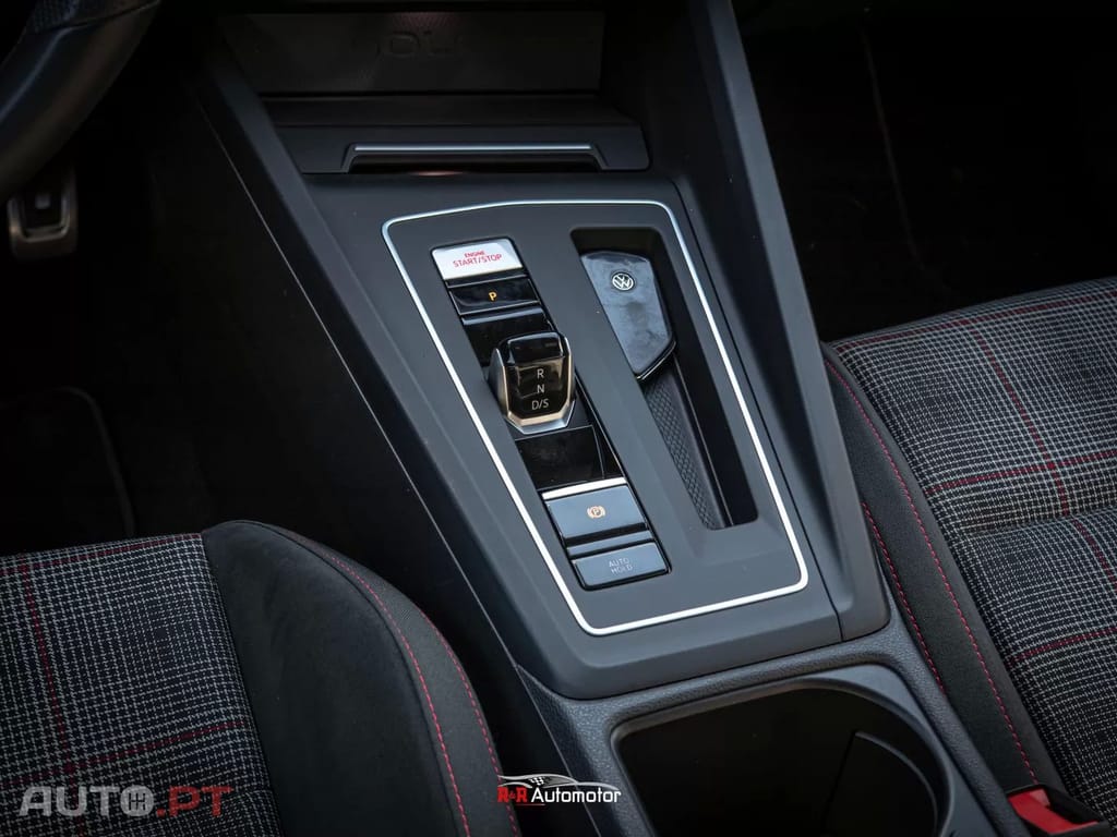 Volkswagen Golf 2.0 TSI GTI DSG Performance
